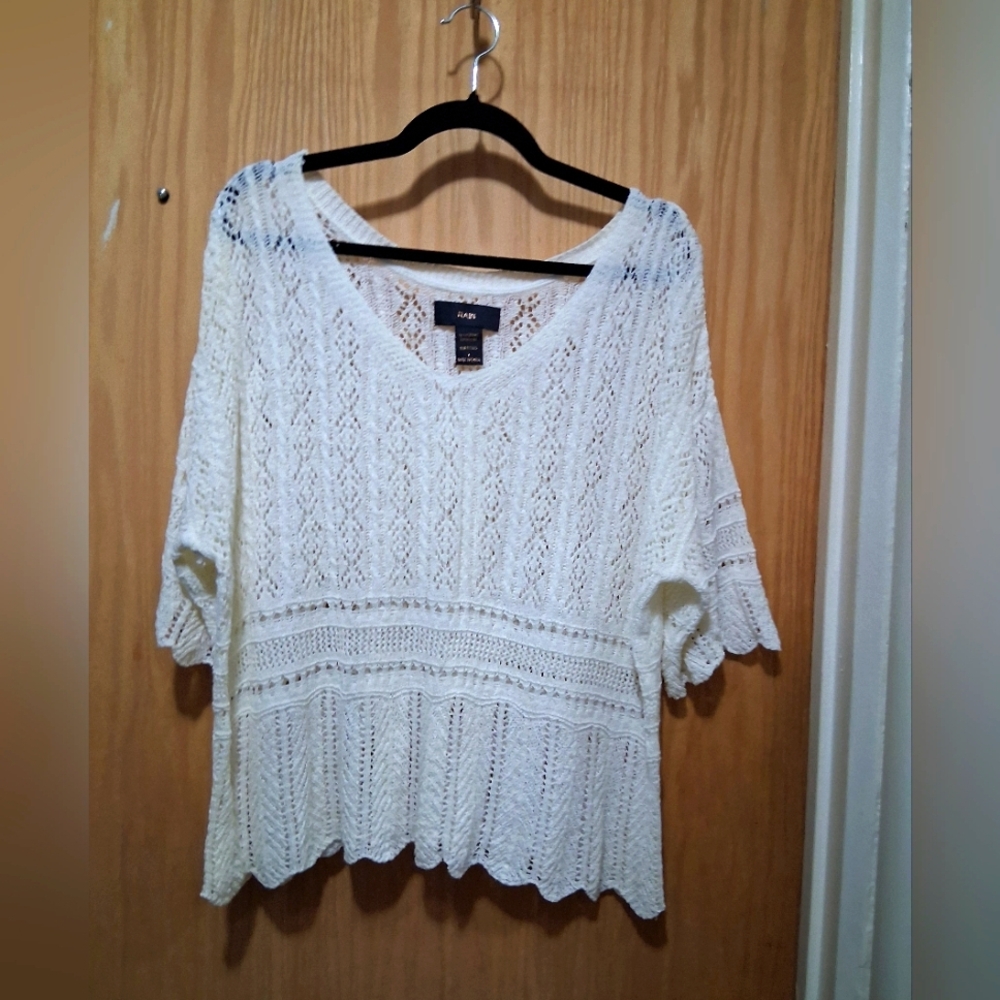 Rain White Knit V-Neck Crochet Sweater